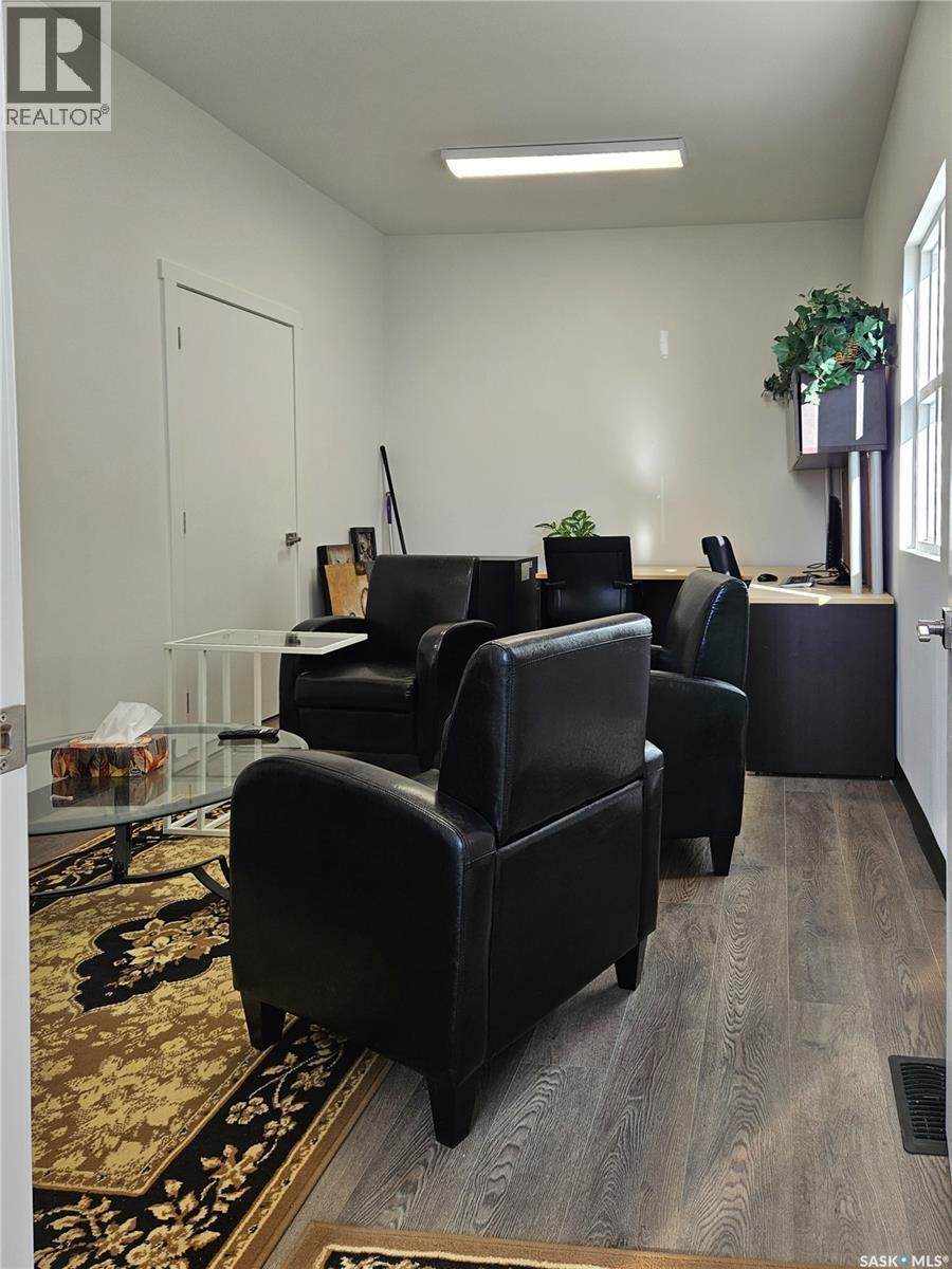 107 1st Avenue W, Rosetown, Saskatchewan  S0L 2V0 - Photo 11 - SK031762