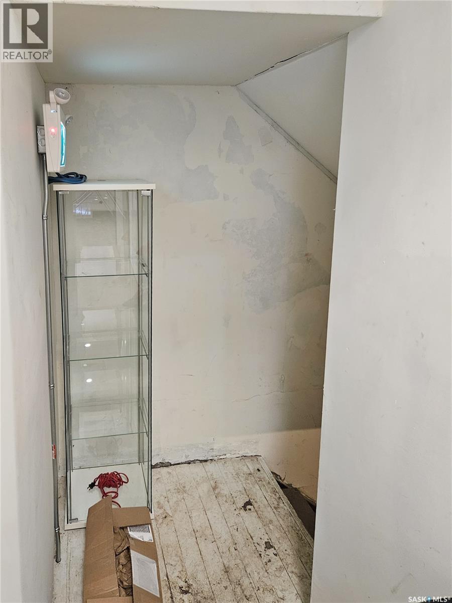 107 1st Avenue W, Rosetown, Saskatchewan  S0L 2V0 - Photo 20 - SK031762