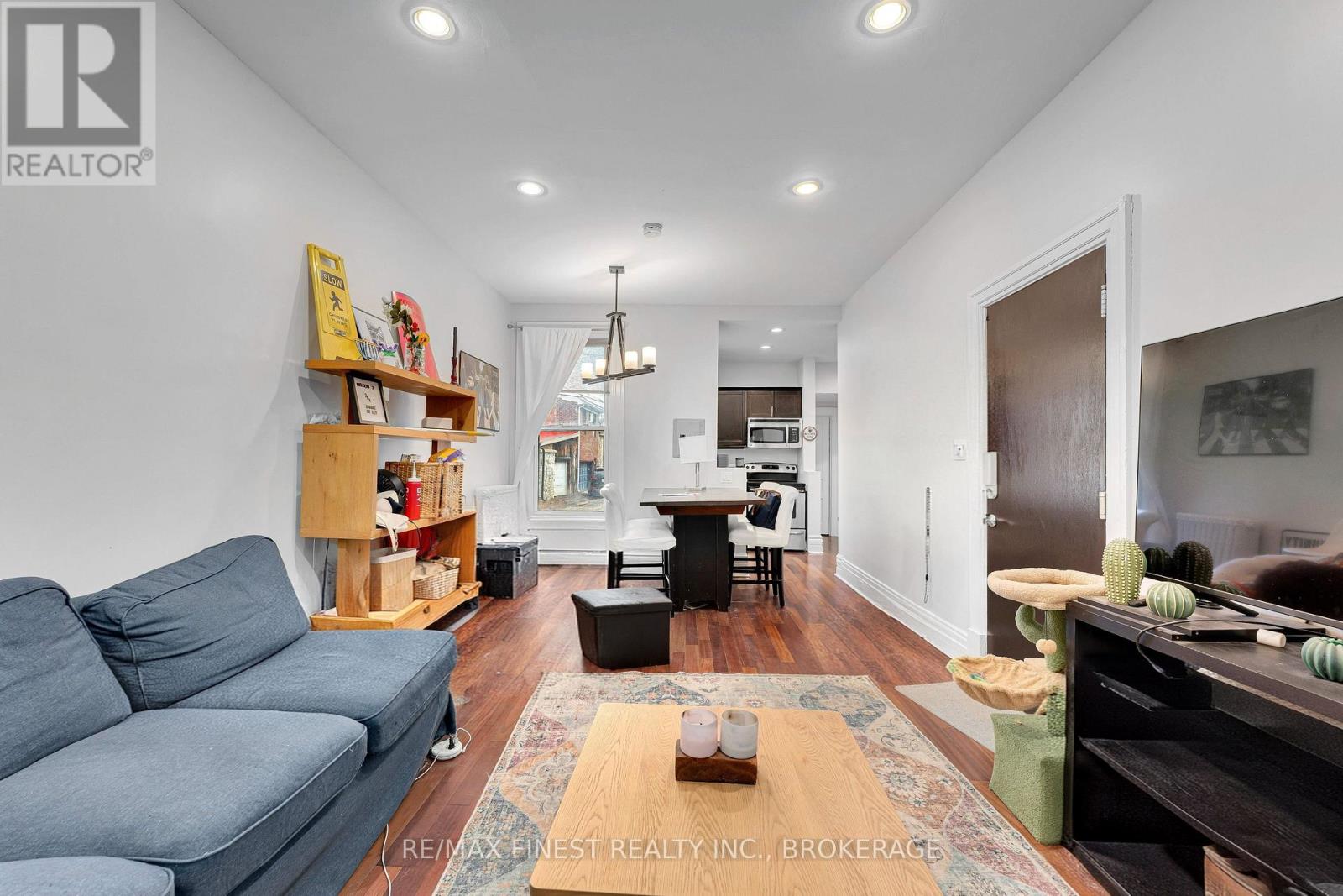 251 Barrie Street, Kingston, Ontario  K7L 3K8 - Photo 5 - X12914616