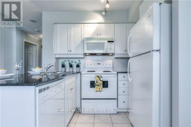 703 - 19 Barberry Place, Toronto, Ontario  M2K 3E3 - Photo 7 - C12945310