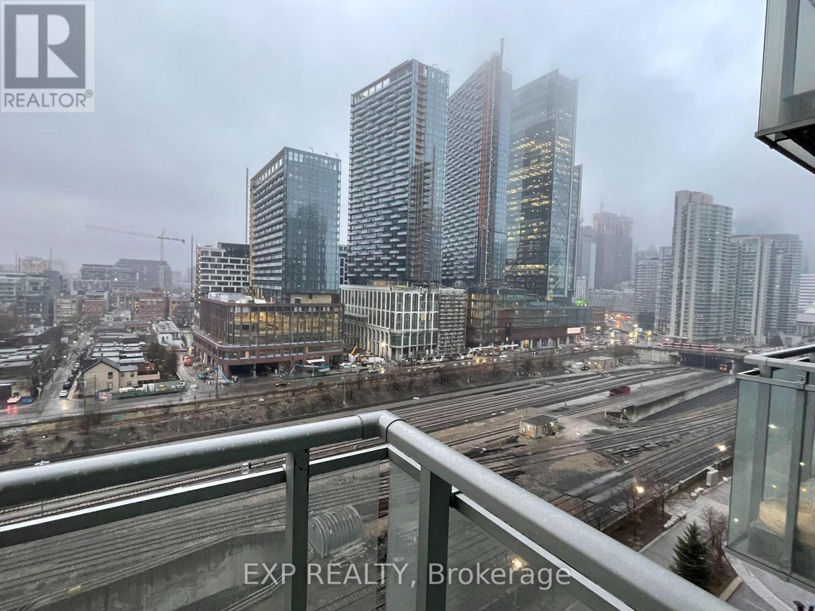 1516 - 15 Iceboat Terrace, Toronto, Ontario  M5V 4A5 - Photo 12 - C12945330