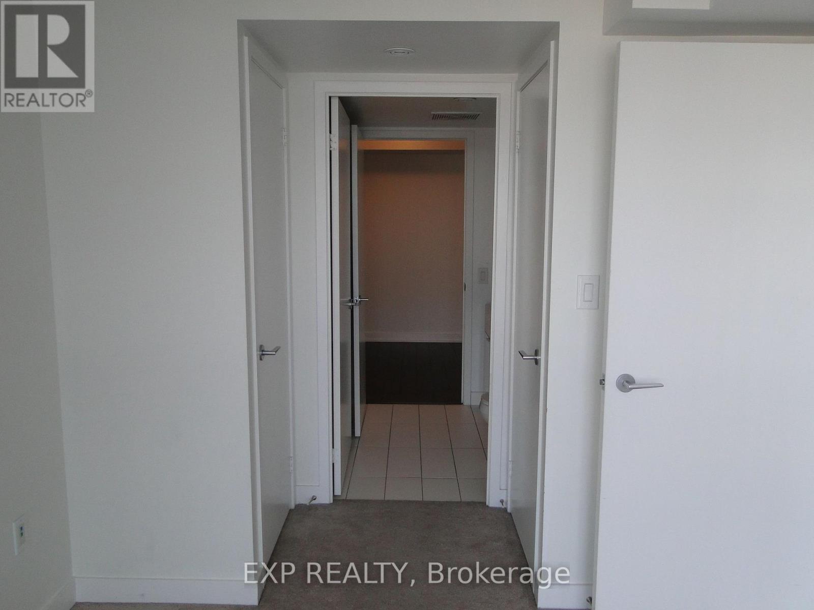 1516 - 15 Iceboat Terrace, Toronto, Ontario  M5V 4A5 - Photo 7 - C12945330