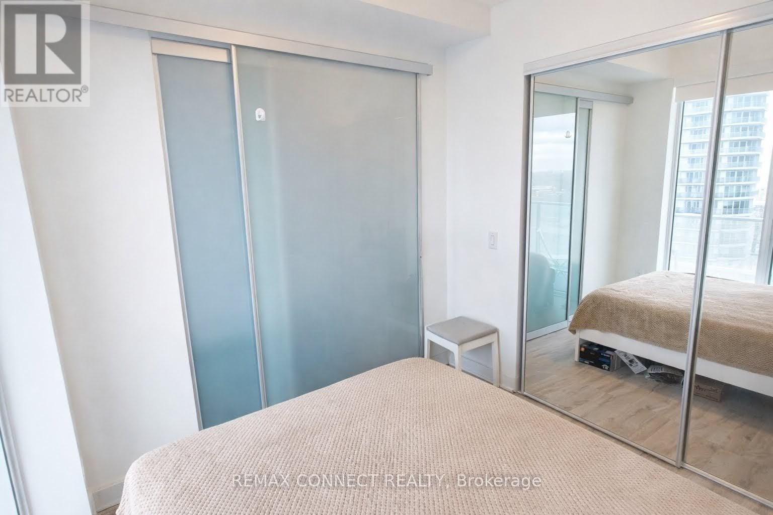 1706 - 100 Dalhousie Street, Toronto, Ontario  M5B 0C7 - Photo 5 - C12945364