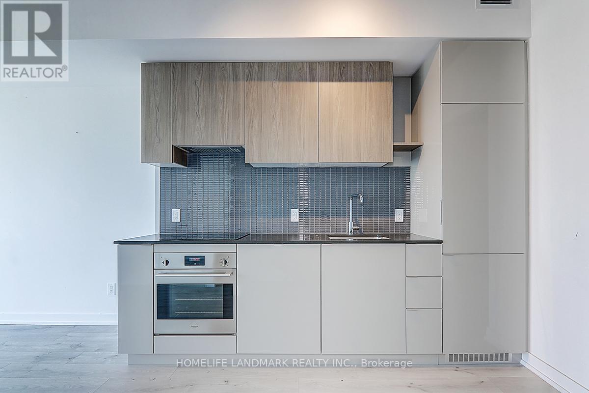 2811 - 161 Roehampton Avenue, Toronto, Ontario  M4P 1P9 - Photo 11 - C12945430