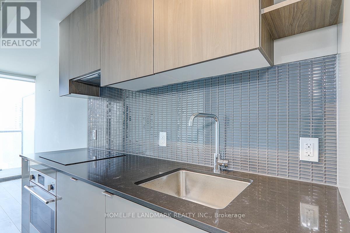 2811 - 161 Roehampton Avenue, Toronto, Ontario  M4P 1P9 - Photo 12 - C12945430