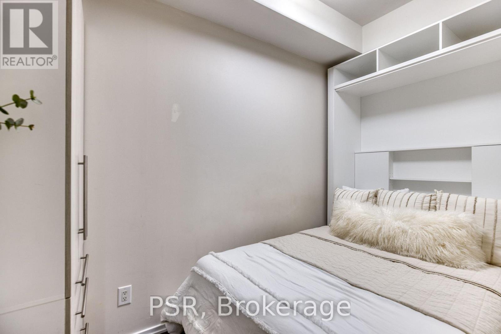 321 - 783 Bathurst Street, Toronto, Ontario  M5S 0A8 - Photo 17 - C12945460