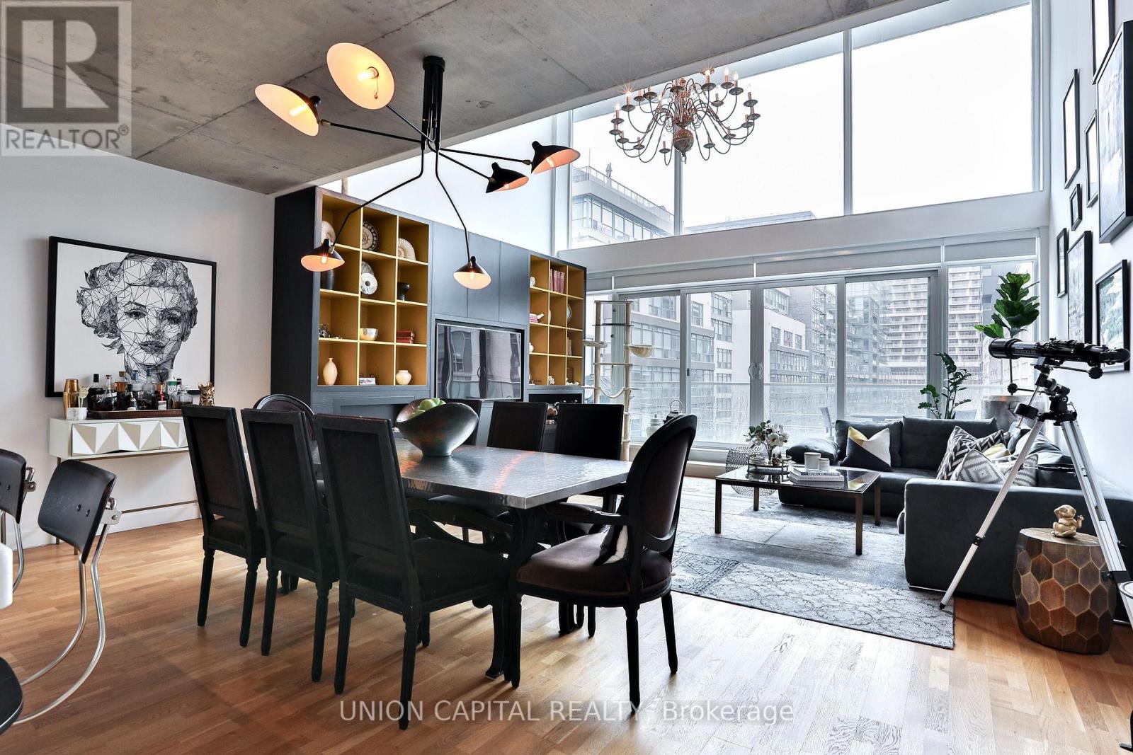 504 - 75 Portland Street, Toronto, Ontario  M5V 2M9 - Photo 4 - C12945490