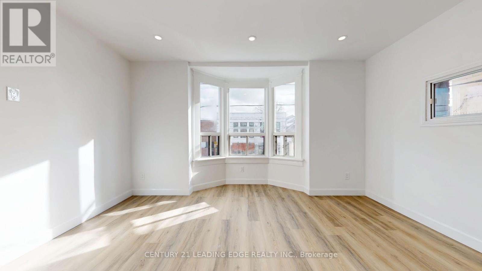 1048 Gerrard Street E, Toronto, Ontario  M4M 1Z8 - Photo 34 - E12945340