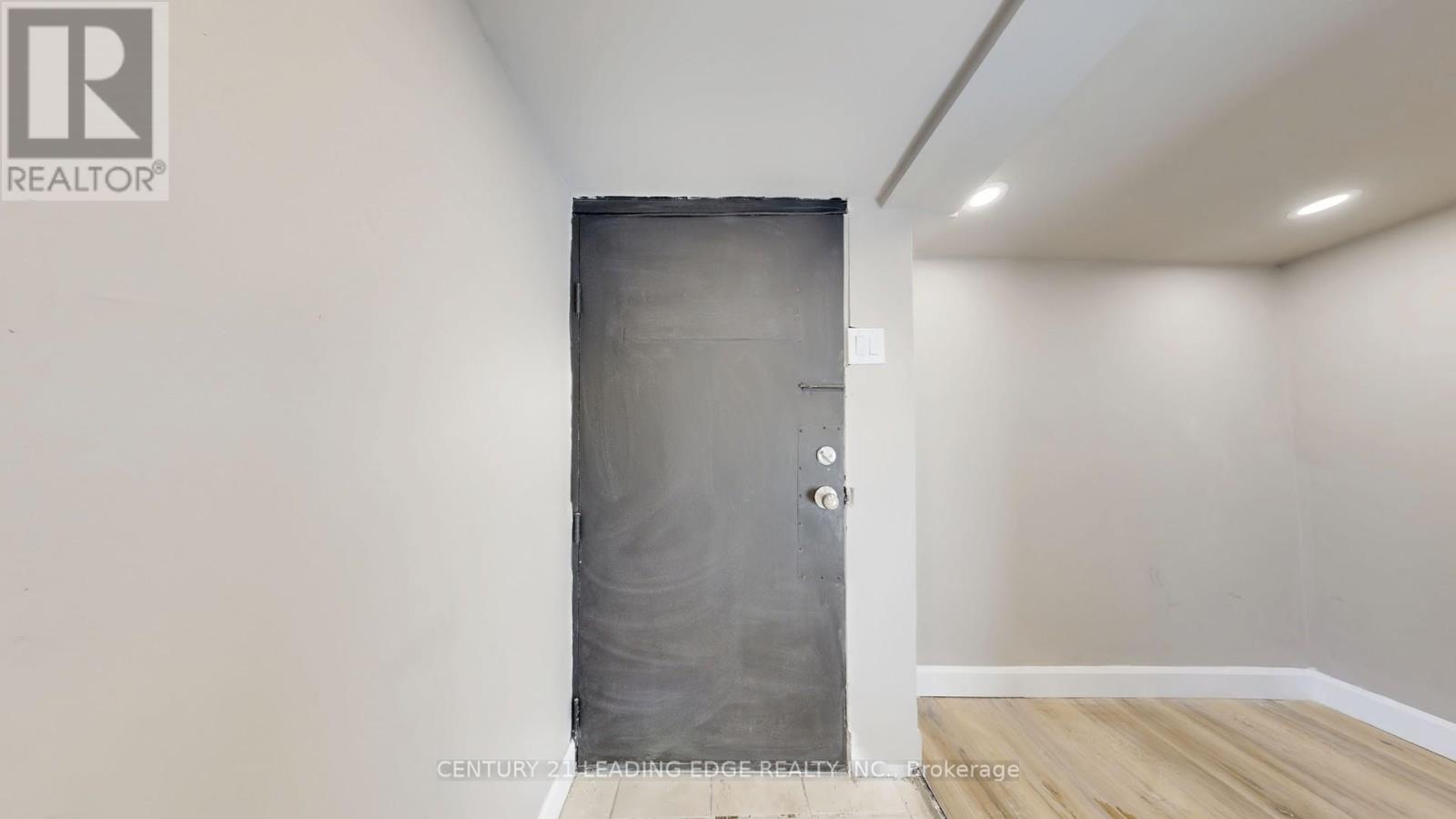 1048 Gerrard Street E, Toronto, Ontario  M4M 1Z8 - Photo 44 - E12945340