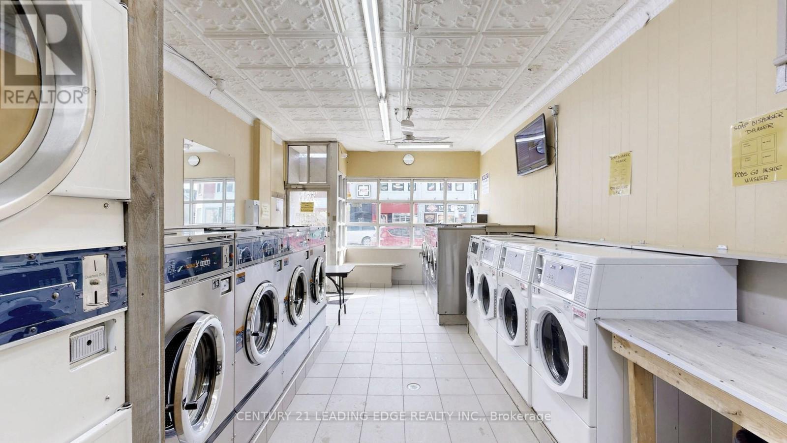 1048 Gerrard Street E, Toronto, Ontario  M4M 1Z8 - Photo 7 - E12945340