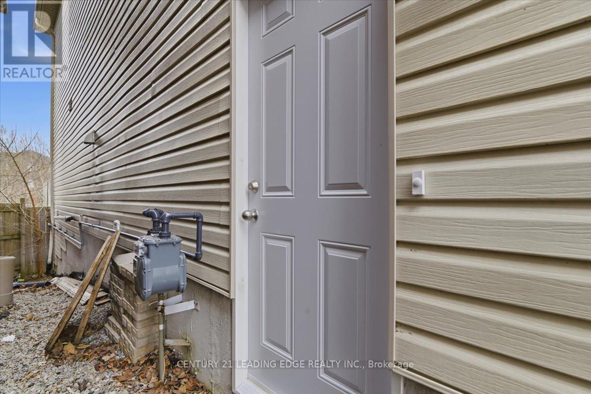 10 Crough Street, Clarington, Ontario  L1C 5M5 - Photo 16 - E12945436