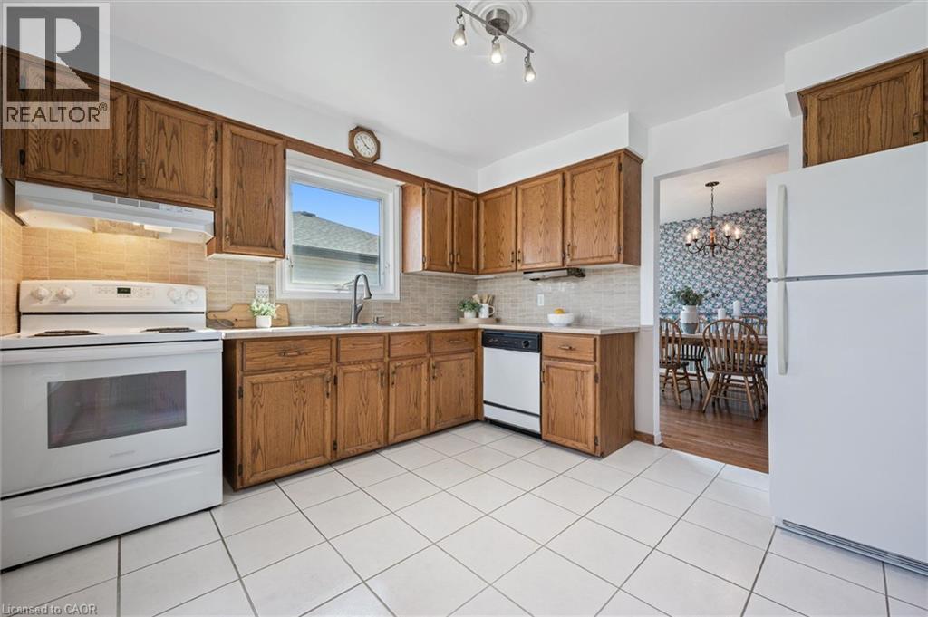 11 Blue Spruce Crescent, Kitchener, Ontario  N2N 1L2 - Photo 11 - 40816723