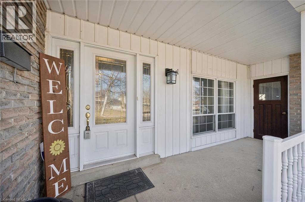 11 Blue Spruce Crescent, Kitchener, Ontario  N2N 1L2 - Photo 4 - 40816723