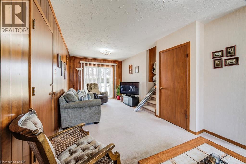 18 Champlain Crescent, Kitchener, Ontario  N2B 2Y6 - Photo 11 - 40816631