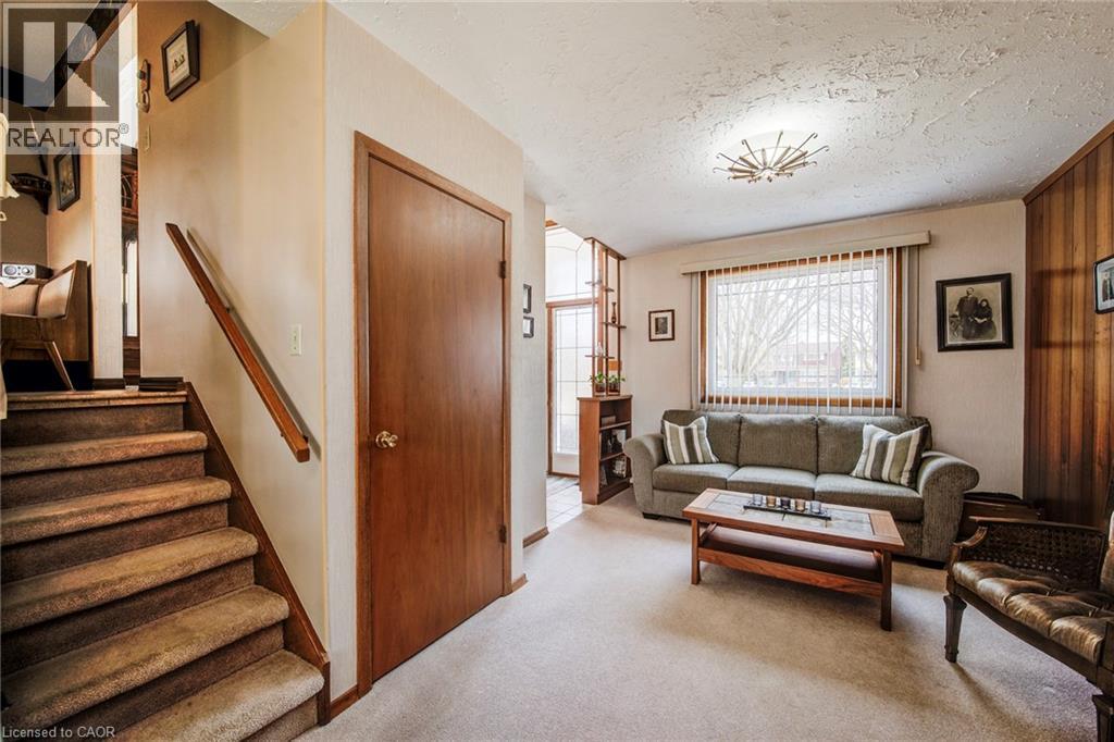 18 Champlain Crescent, Kitchener, Ontario  N2B 2Y6 - Photo 13 - 40816631