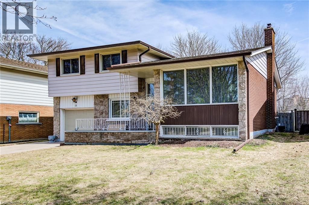 18 Champlain Crescent, Kitchener, Ontario  N2B 2Y6 - Photo 2 - 40816631
