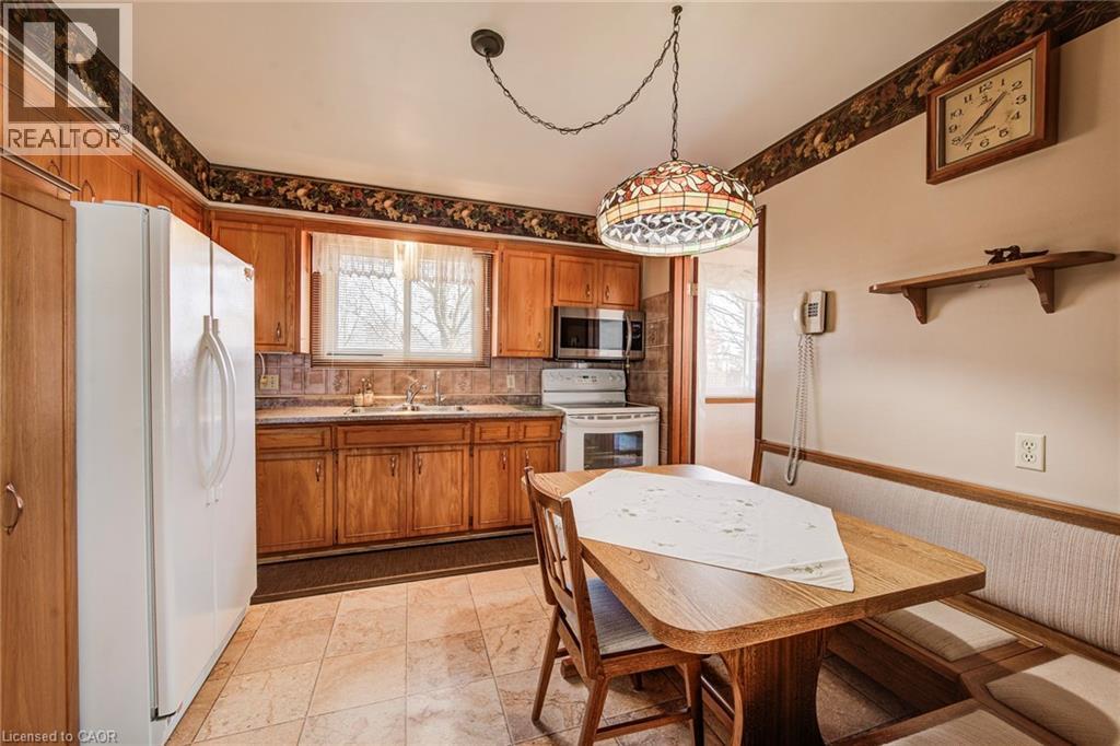 18 Champlain Crescent, Kitchener, Ontario  N2B 2Y6 - Photo 22 - 40816631