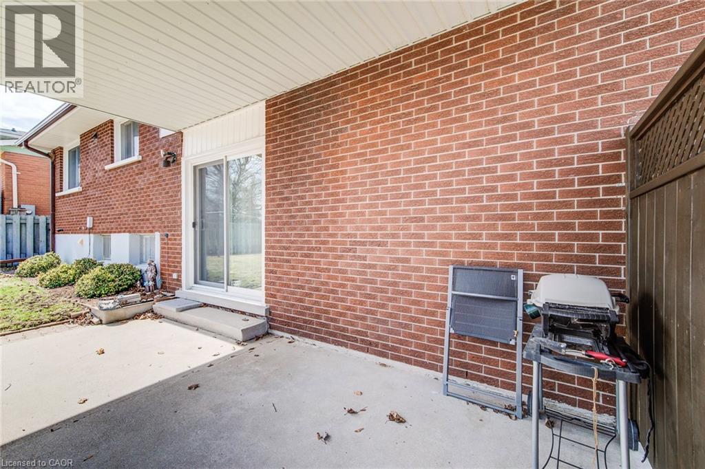 18 Champlain Crescent, Kitchener, Ontario  N2B 2Y6 - Photo 37 - 40816631