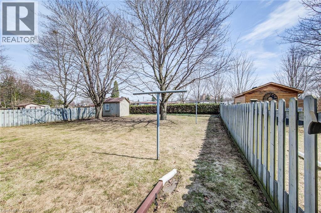 18 Champlain Crescent, Kitchener, Ontario  N2B 2Y6 - Photo 44 - 40816631