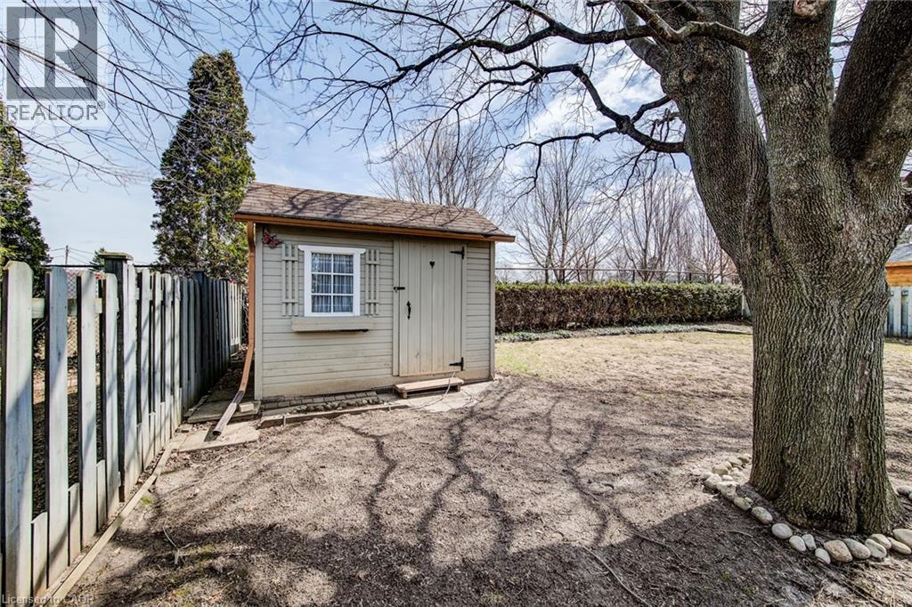 18 Champlain Crescent, Kitchener, Ontario  N2B 2Y6 - Photo 46 - 40816631