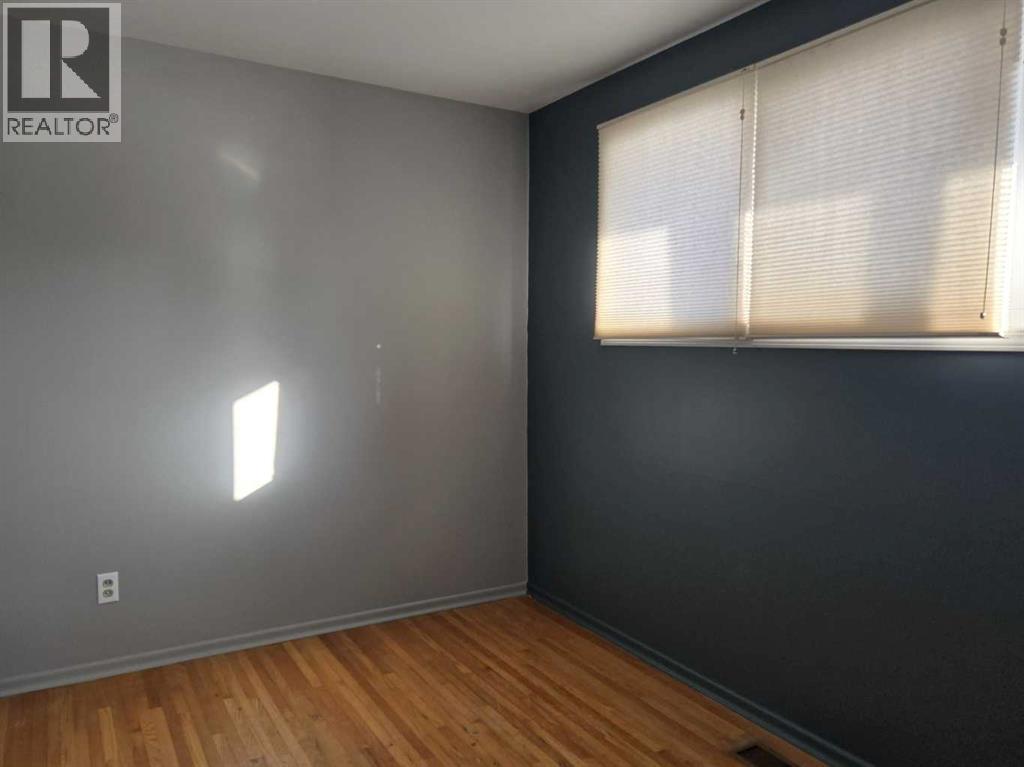 101 Simpson Street, Hinton, Alberta  T7V 1C2 - Photo 11 - A2281375