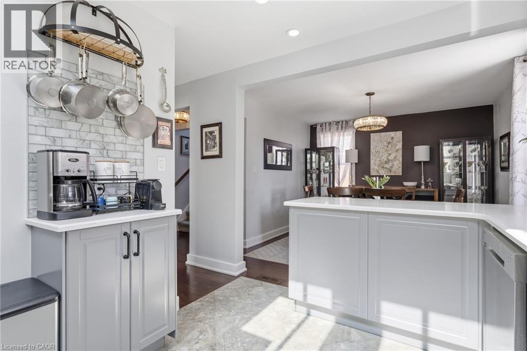 299 East 24th Street, Hamilton, Ontario  L8V 2Y7 - Photo 16 - 40814341