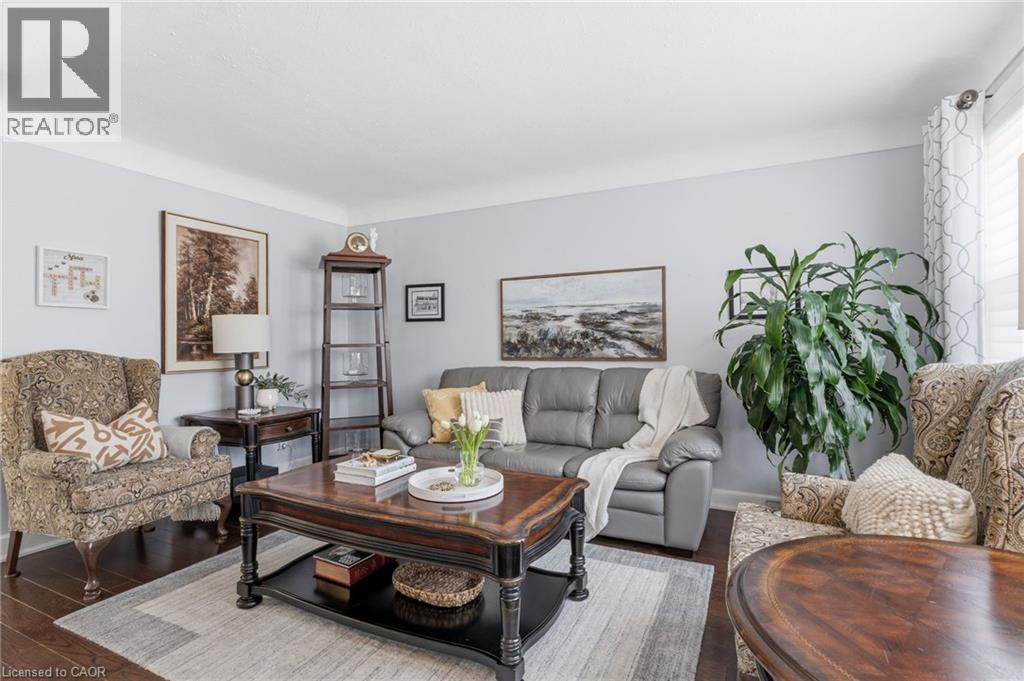 299 East 24th Street, Hamilton, Ontario  L8V 2Y7 - Photo 7 - 40814341