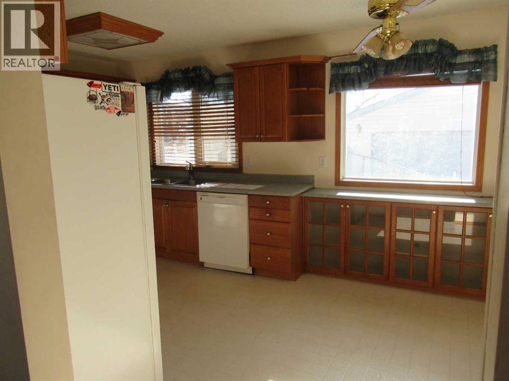 9811 80 Avenue, Grande Prairie, Alberta  T8V 3S5 - Photo 4 - A2291541