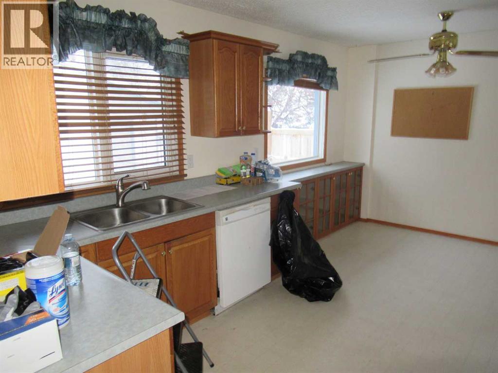 9811 80 Avenue, Grande Prairie, Alberta  T8V 3S5 - Photo 6 - A2291541