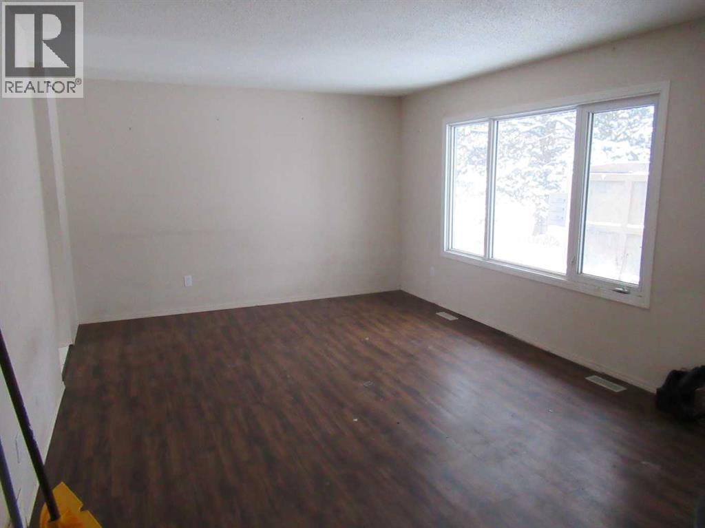 9811 80 Avenue, Grande Prairie, Alberta  T8V 3S5 - Photo 7 - A2291541