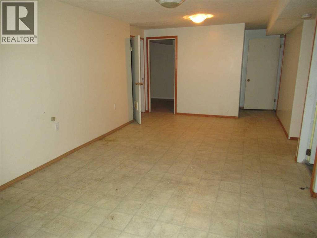 9811 80 Avenue, Grande Prairie, Alberta  T8V 3S5 - Photo 11 - A2291541