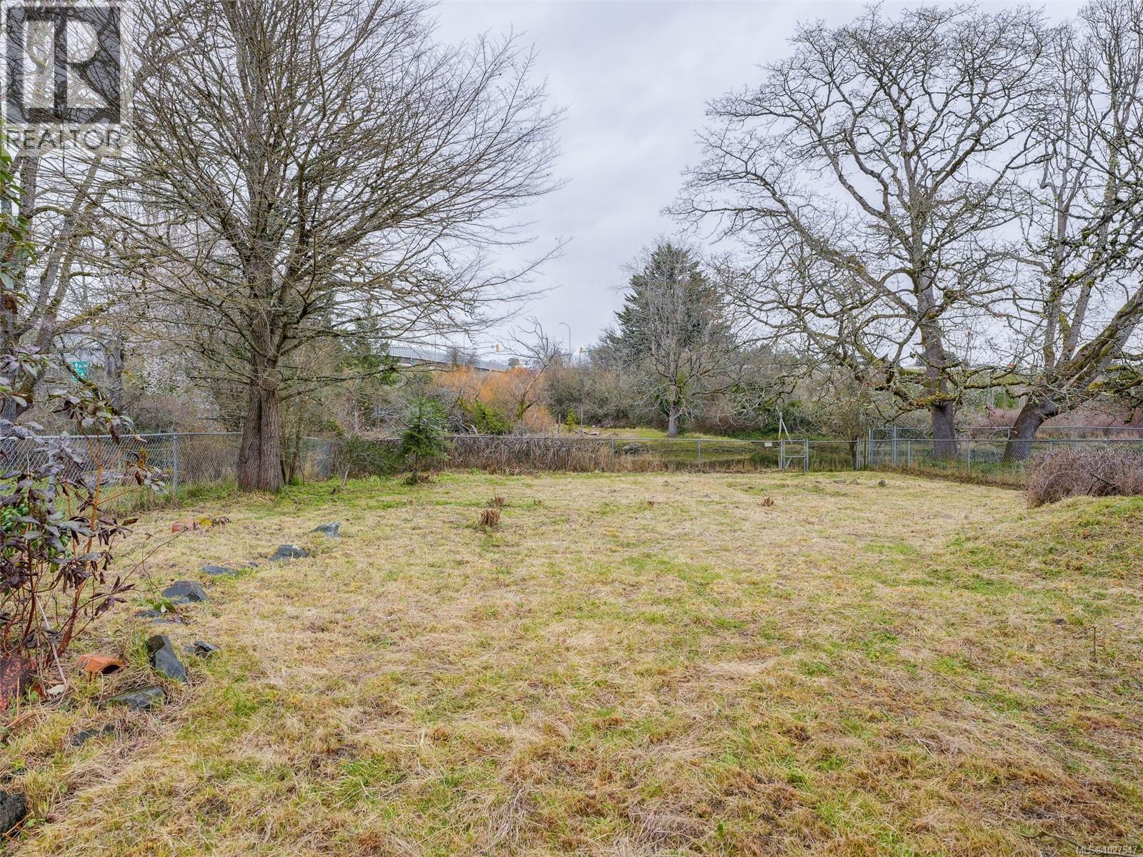 756 Newbury St, Saanich, British Columbia  V9A 2C1 - Photo 47 - 1027547