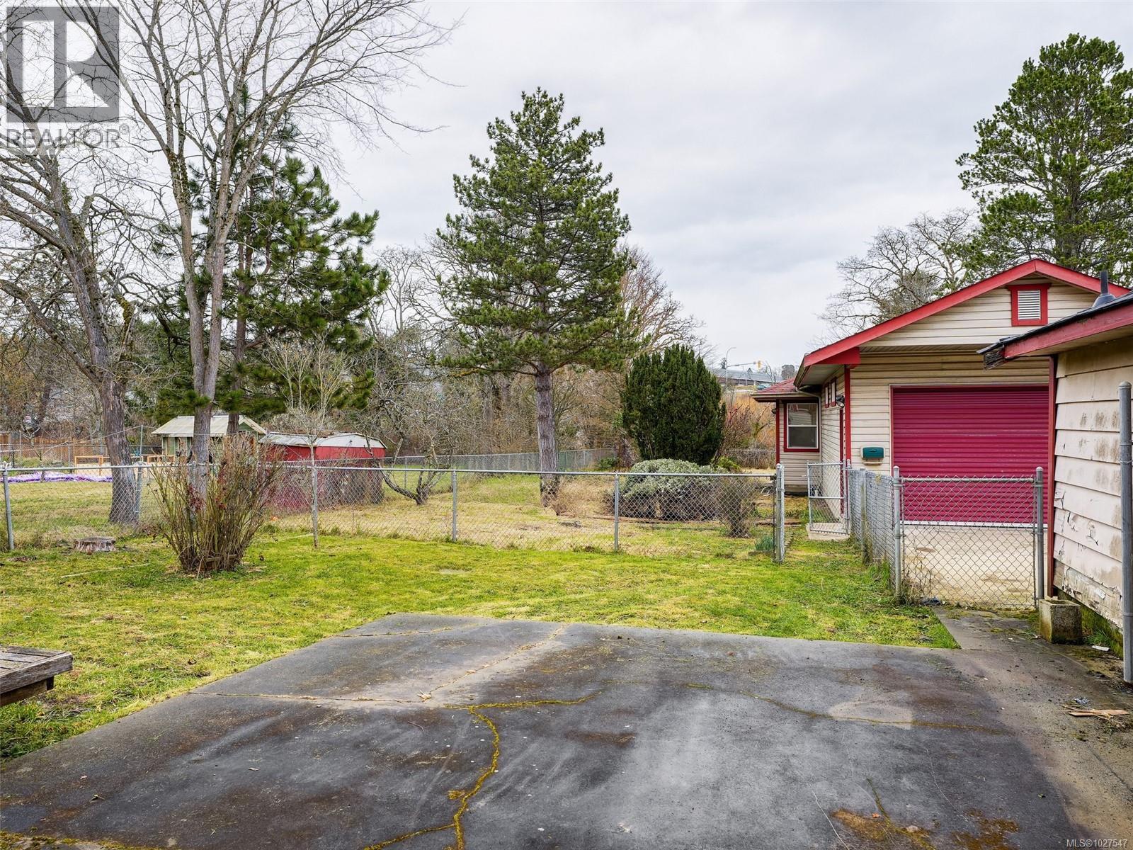 756 Newbury St, Saanich, British Columbia  V9A 2C1 - Photo 46 - 1027547