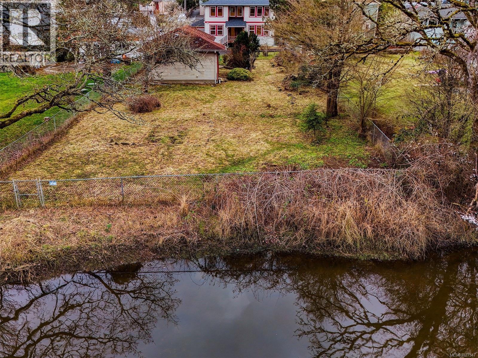 756 Newbury St, Saanich, British Columbia  V9A 2C1 - Photo 55 - 1027547