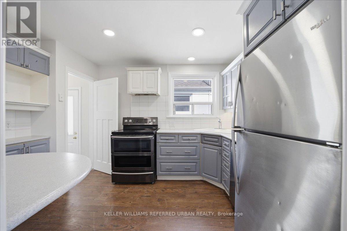 36 Cobden Street, Toronto, Ontario  M2R 1S2 - Photo 12 - C12934788