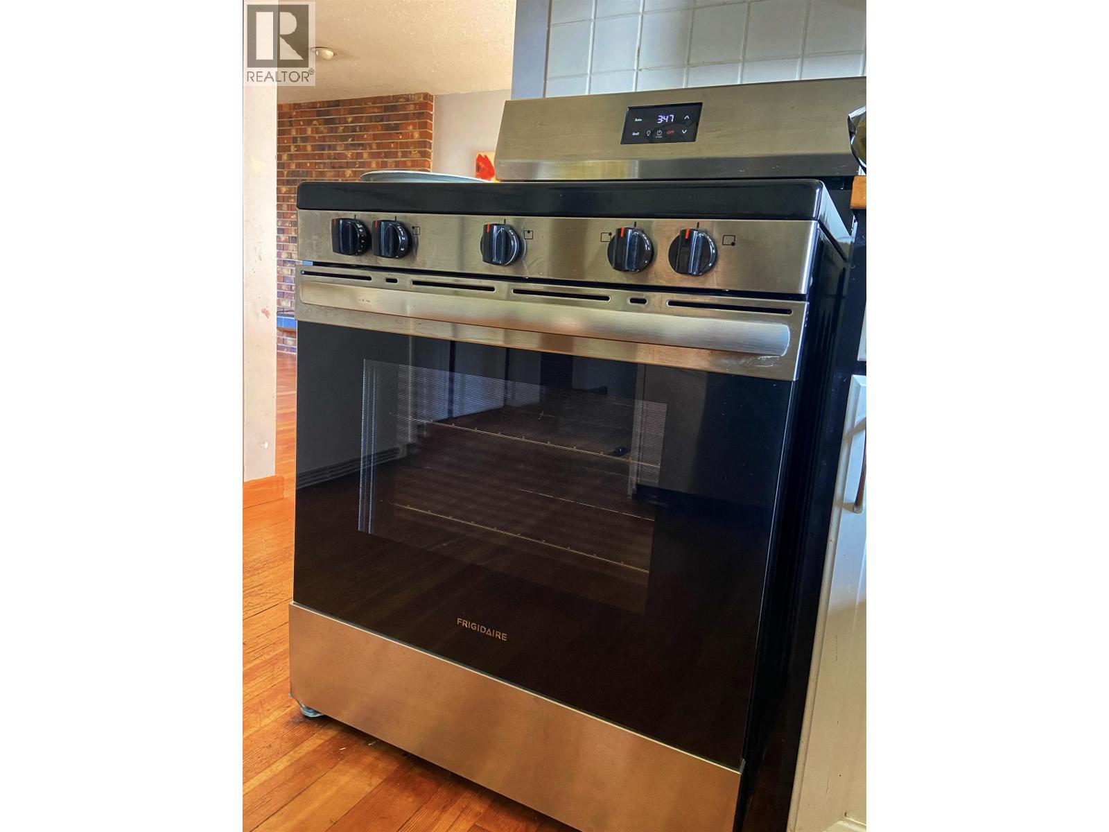 873 Poplar Lane, Gibsons, British Columbia  V0N 1V8 - Photo 11 - R3103984