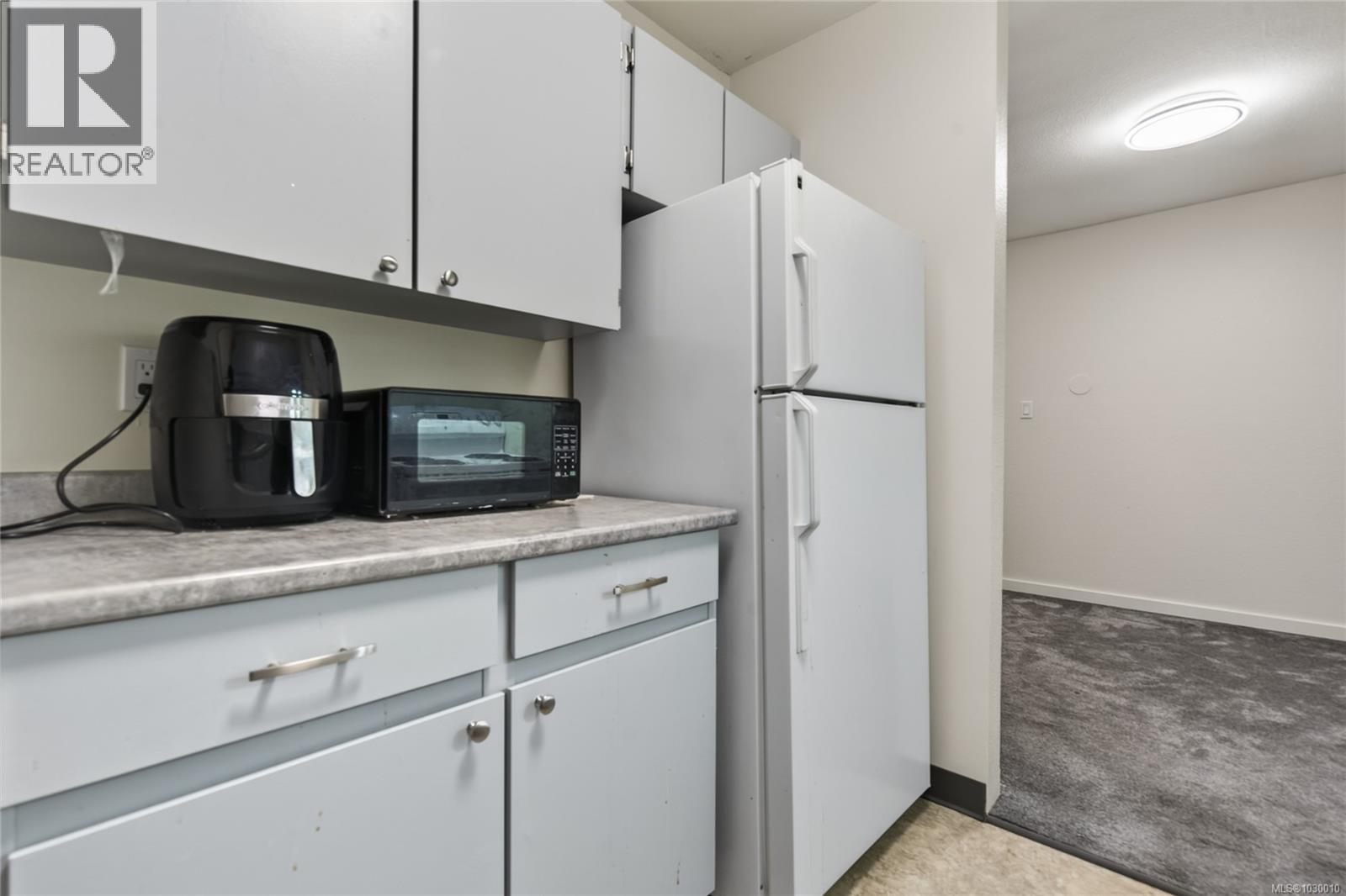 204 872 Island Hwy S, Campbell River, British Columbia  V9W 1A8 - Photo 11 - 1030010