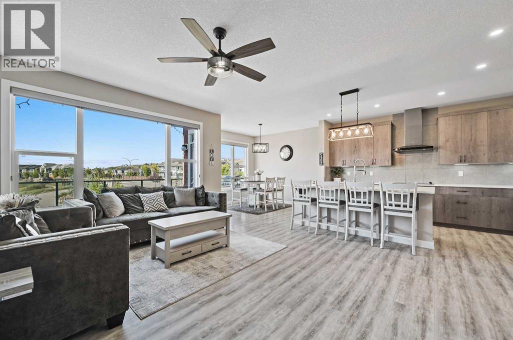 13 Cranbrook Cove SE, Calgary, Alberta  T3M 2S9 - Photo 4 - A2296132