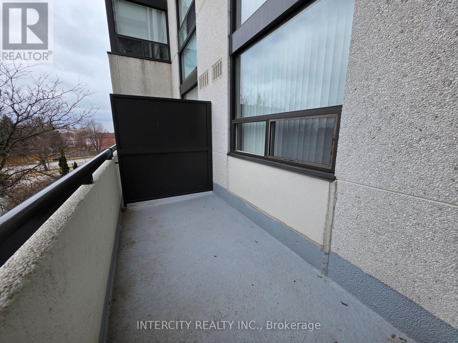 310 - 40 Harding Boulevard W, Richmond Hill, Ontario  L4C 9S5 - Photo 28 - N12941866