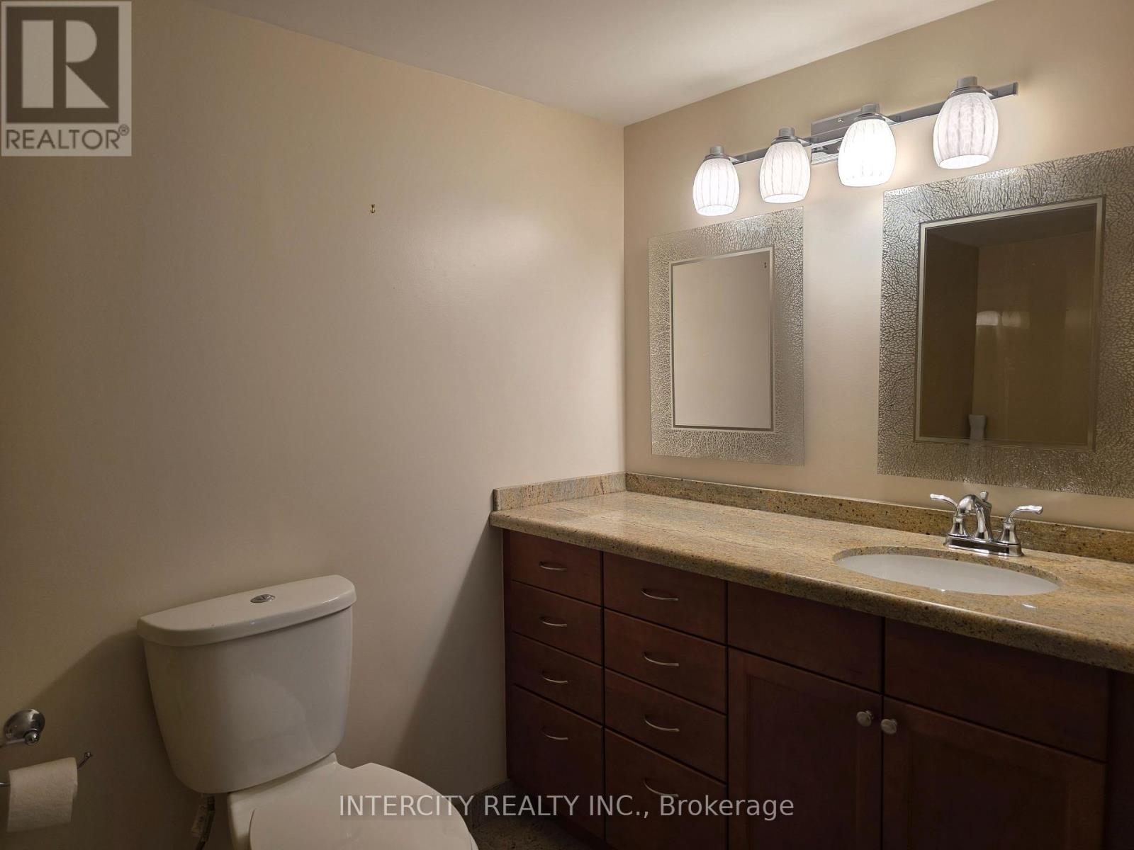 310 - 40 Harding Boulevard W, Richmond Hill, Ontario  L4C 9S5 - Photo 22 - N12941866