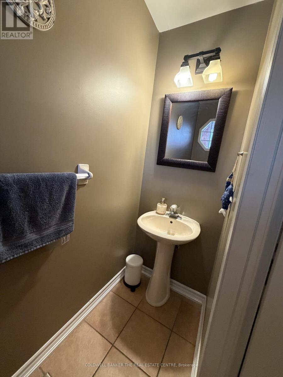 90 Bruce Crescent, Barrie, Ontario  L4N 8P4 - Photo 36 - S12945380