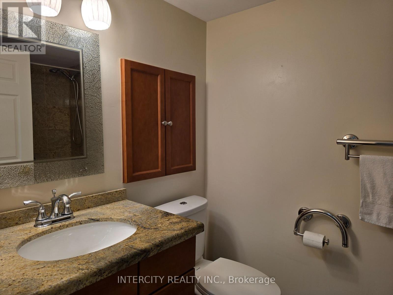 310 - 40 Harding Boulevard W, Richmond Hill, Ontario  L4C 9S5 - Photo 24 - N12941866