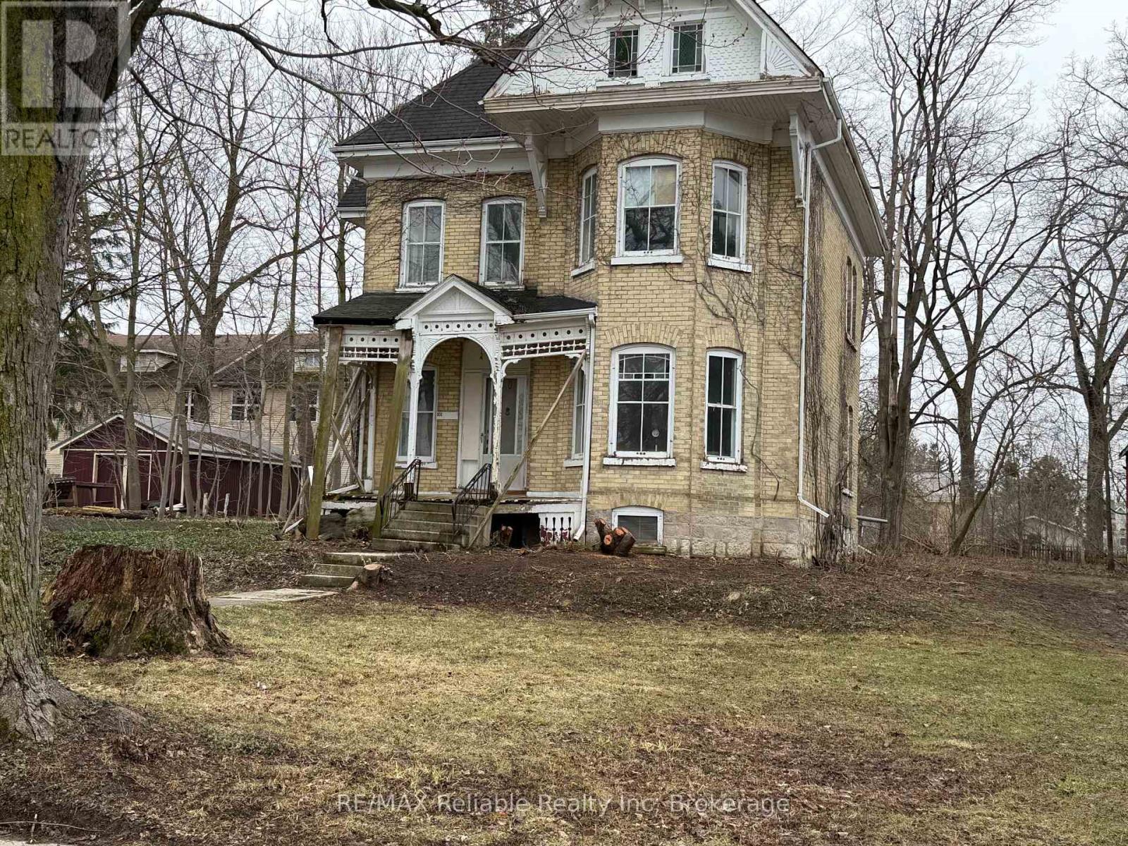 101 CENTRE STREET, Huron East, Ontario