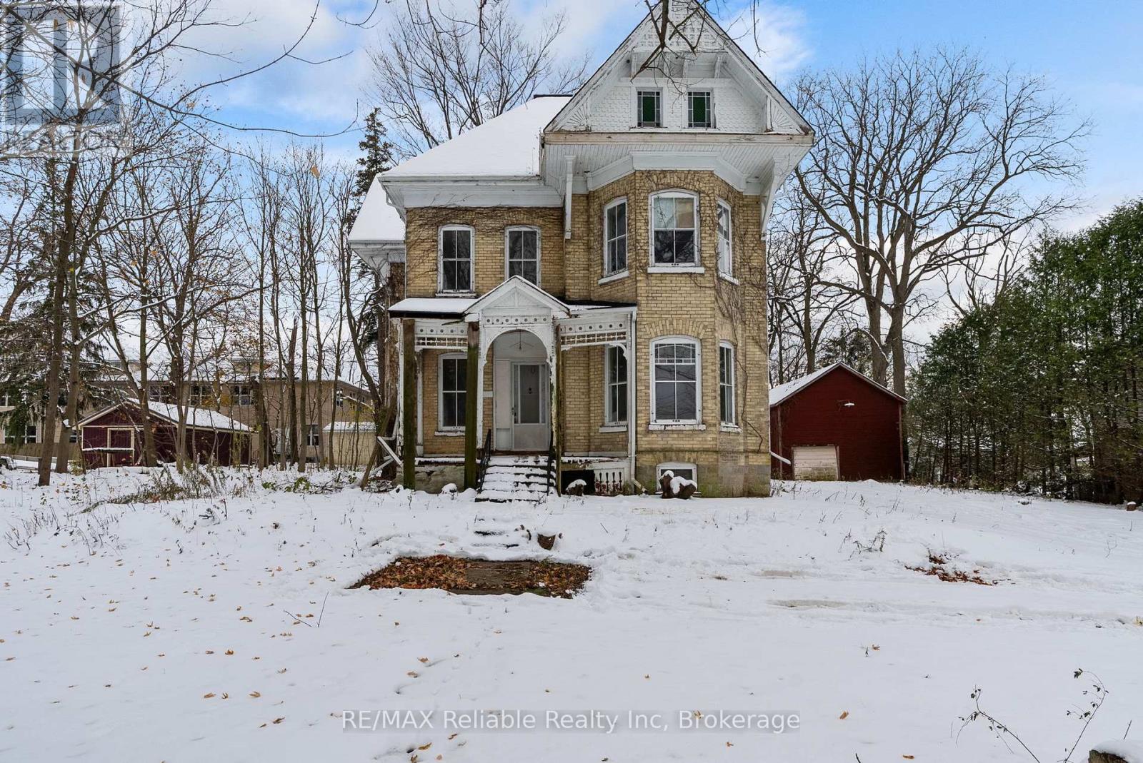 101 Centre Street, Huron East, Ontario  N0K 1W0 - Photo 3 - X12886750