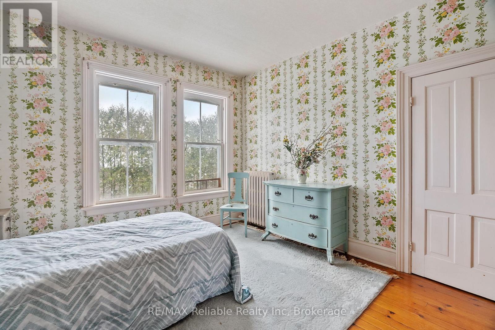 101 Centre Street, Huron East, Ontario  N0K 1W0 - Photo 34 - X12886750