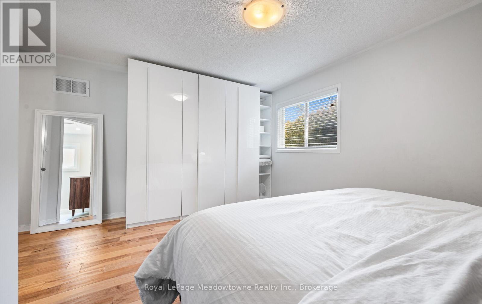 3 Houndtrail Drive, Hamilton, Ontario  L8B 0L8 - Photo 15 - X12945622