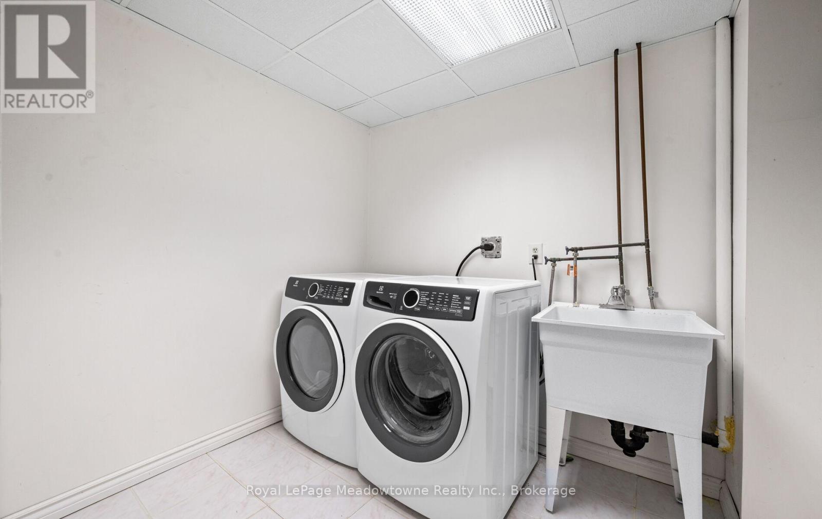 3 Houndtrail Drive, Hamilton, Ontario  L8B 0L8 - Photo 34 - X12945622