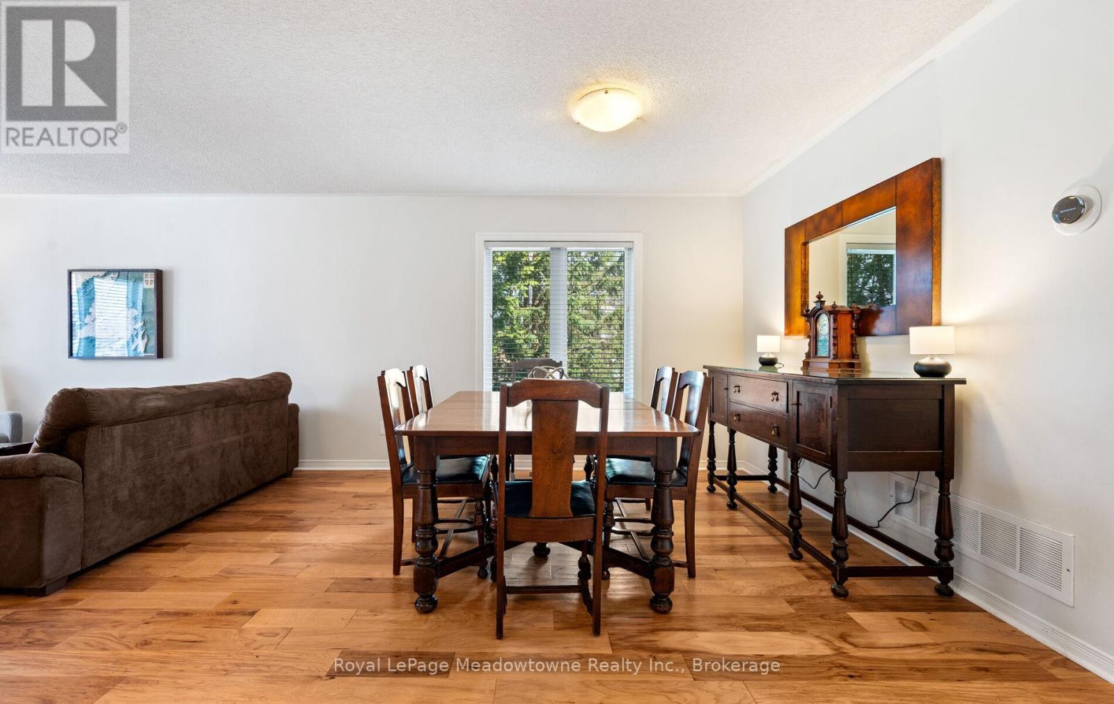 3 Houndtrail Drive, Hamilton, Ontario  L8B 0L8 - Photo 9 - X12945622