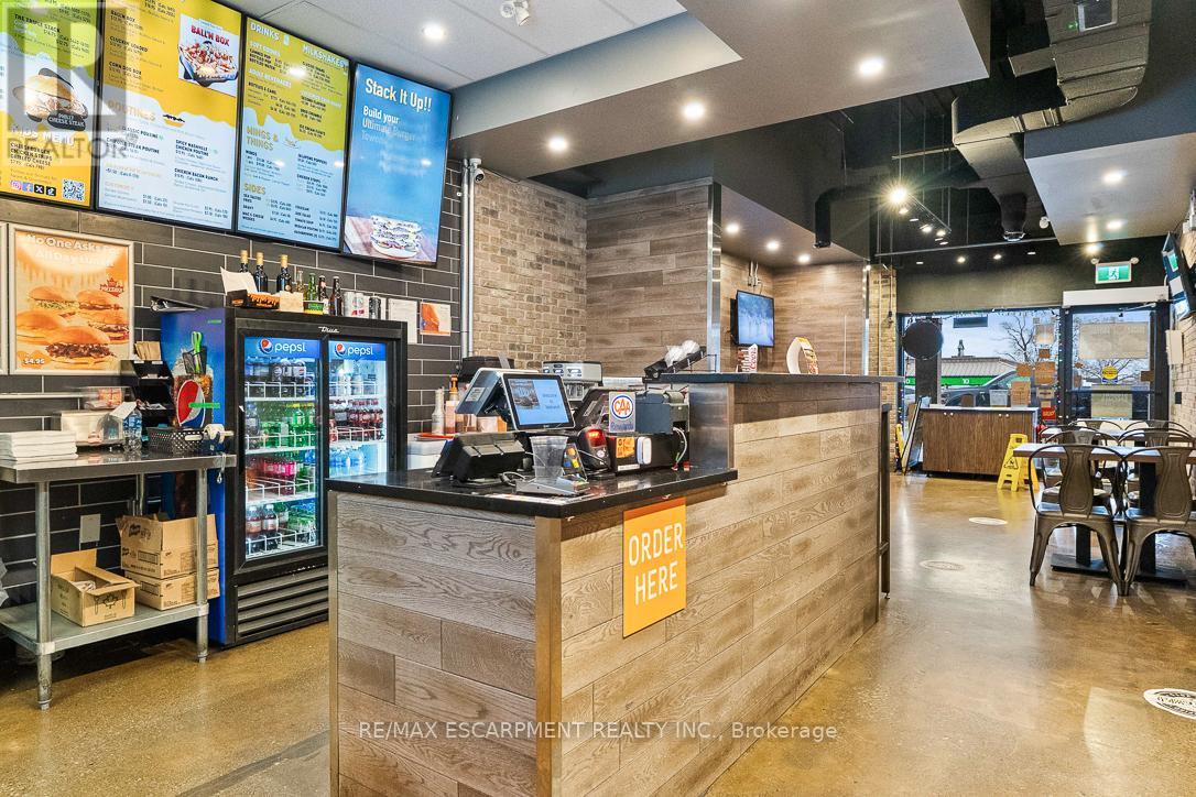 4A - 3701 PORTAGE ROAD, Niagara Falls, Ontario