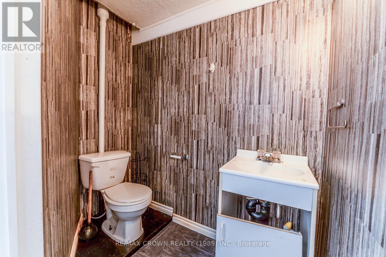 1159 Cassells Street, North Bay, Ontario  P1B 4B4 - Photo 17 - X12945604